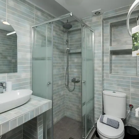 Marion Skala Kallirakhis